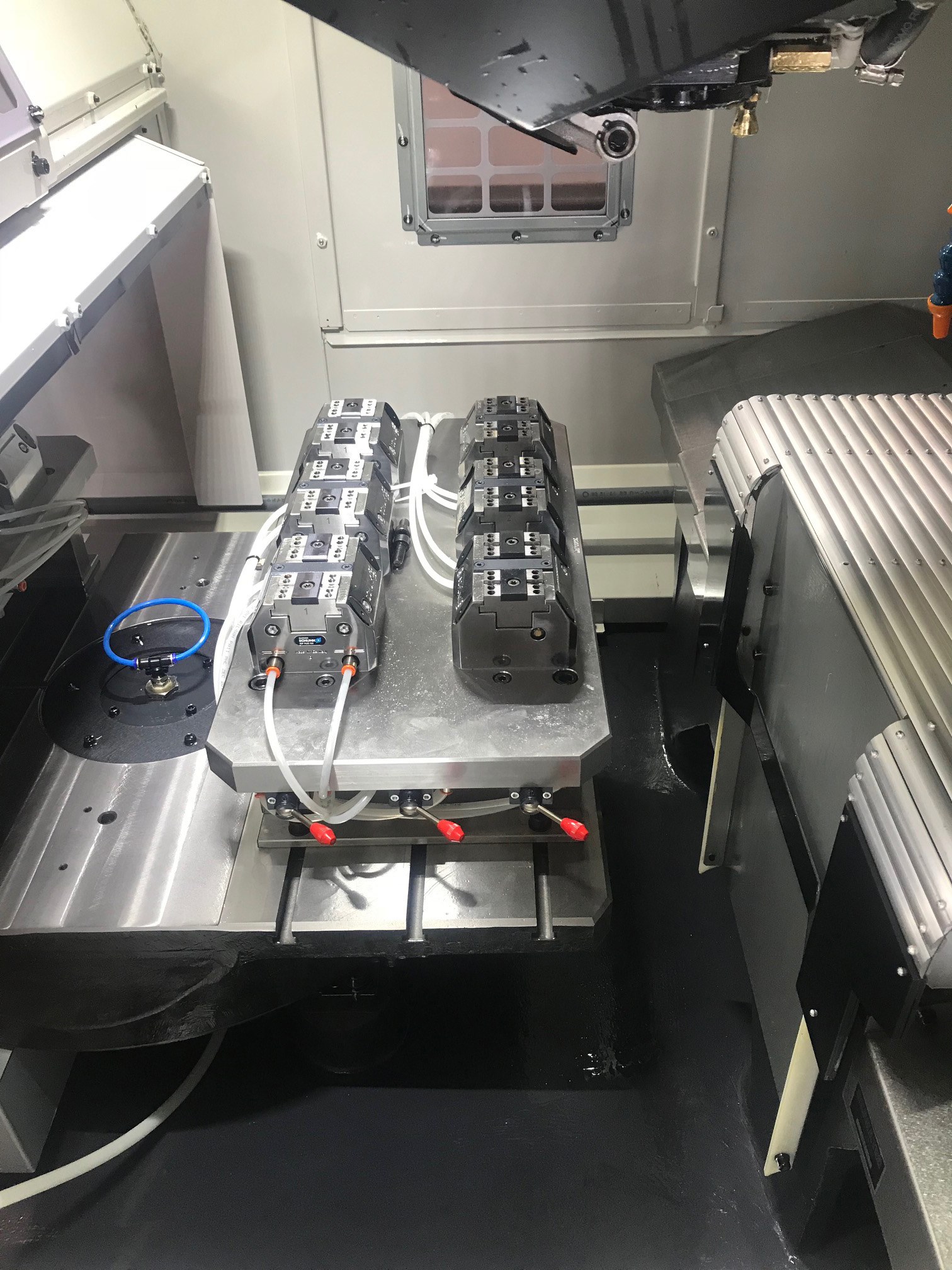 Attrezzatura tandem Bi-Pallet modello Brother con azionamento mannuale_2